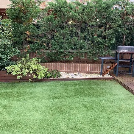 Apto Con Patio Parking Gratuito Anselmo Solar Daire *