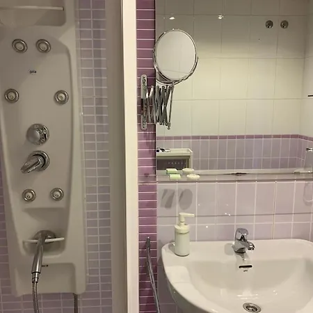 Apto Con Patio Parking Gratuito Anselmo Solar شقة