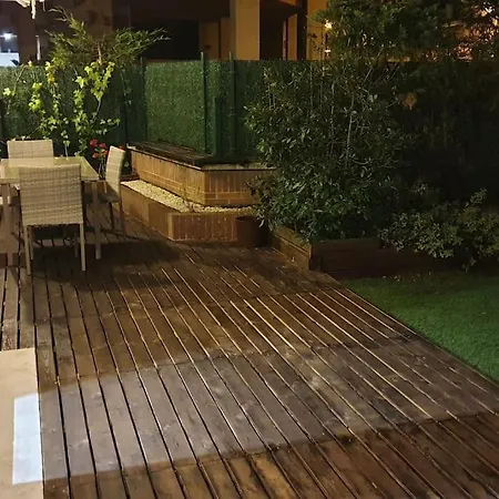 Apto Con Patio Parking Gratuito Anselmo Solar * خيخون